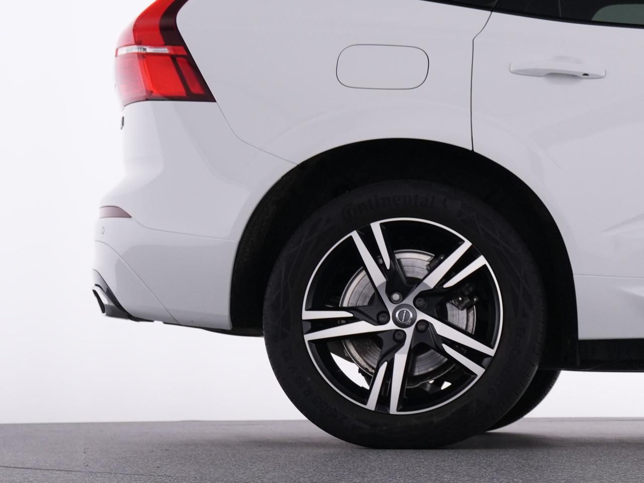 Volvo XC60 B5 Diesel R Design AWD Geartronic +LED+DAB+