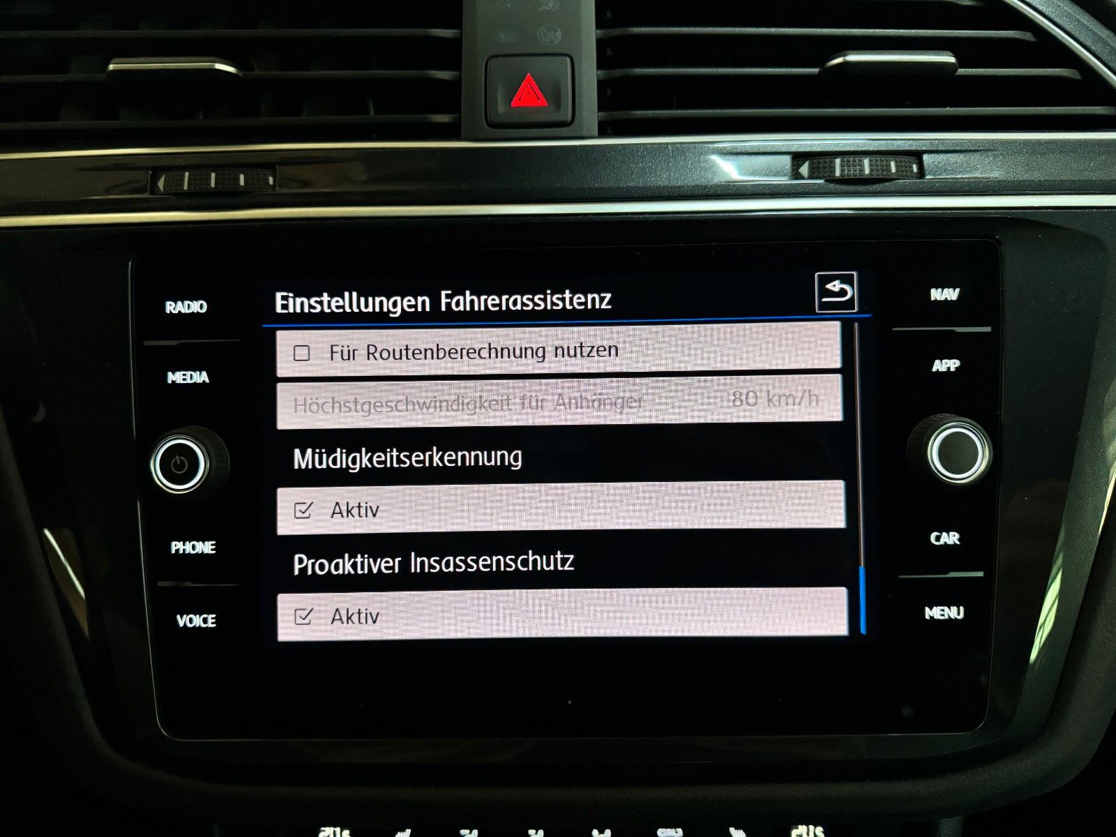 VW Tiguan Highline 2.0 TDI BMT/ 4Motion/R Line/AHK