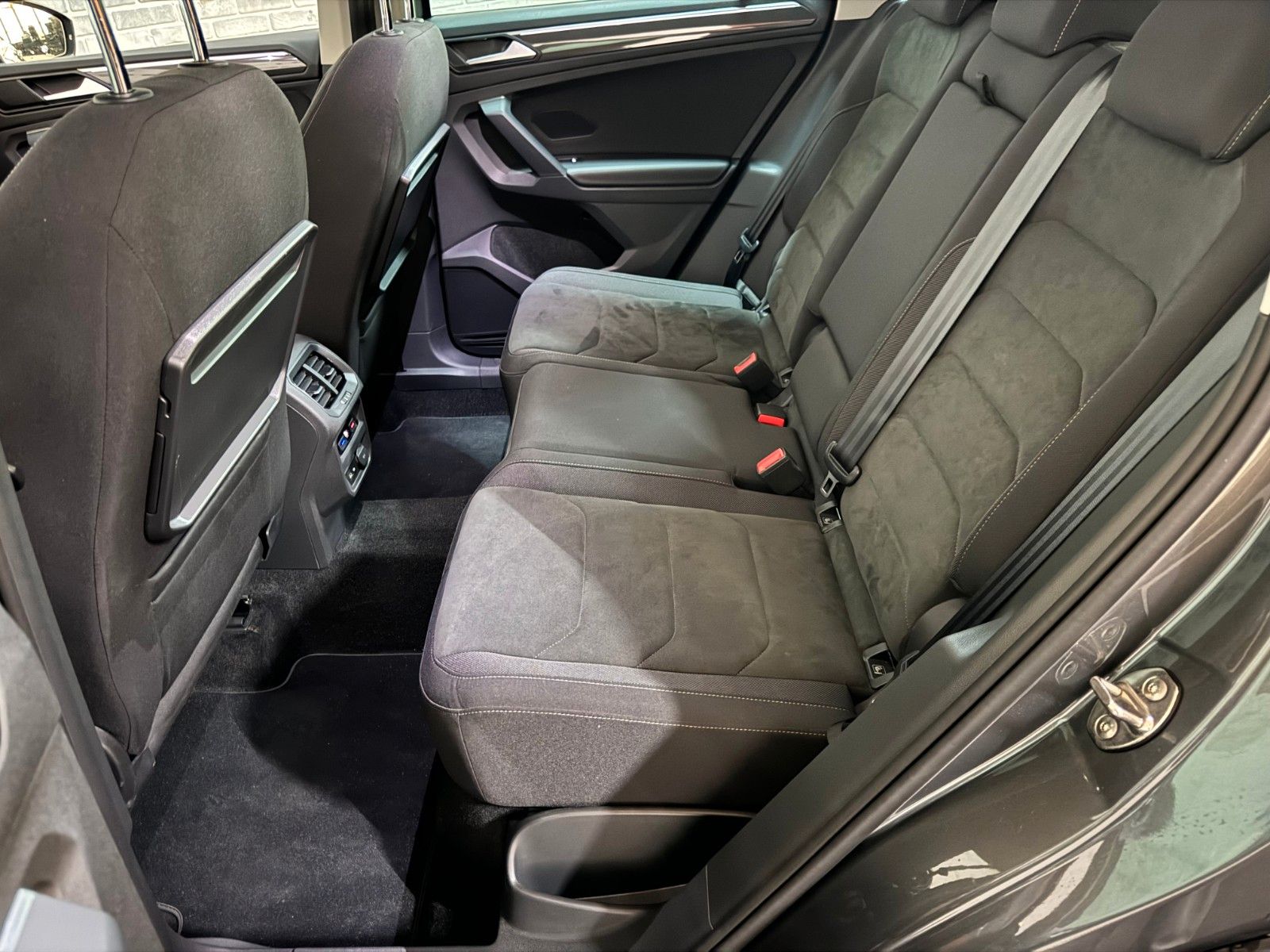 VW Tiguan Highline 2.0 TDI BMT/ 4Motion/R Line/AHK