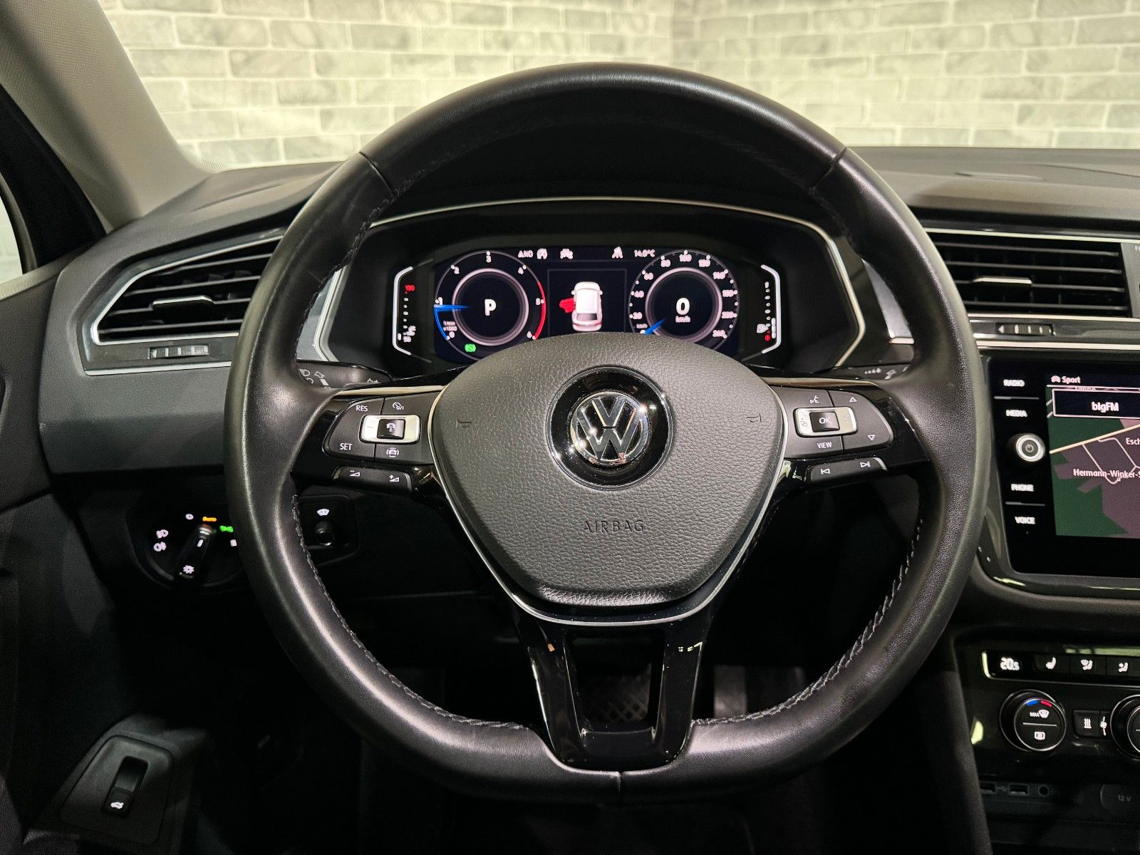VW Tiguan Highline 2.0 TDI BMT/ 4Motion/R Line/AHK