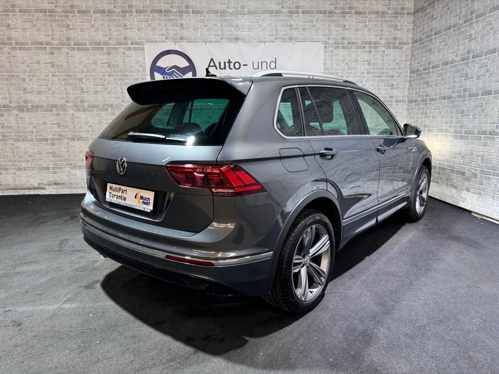 VW Tiguan Highline 2.0 TDI BMT/ 4Motion/R Line/AHK