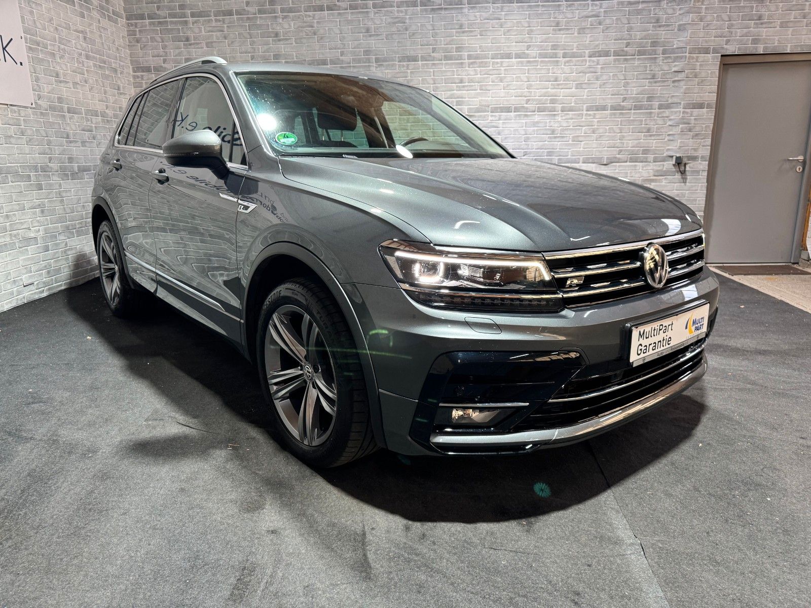 VW Tiguan Highline 2.0 TDI BMT/ 4Motion/R Line/AHK