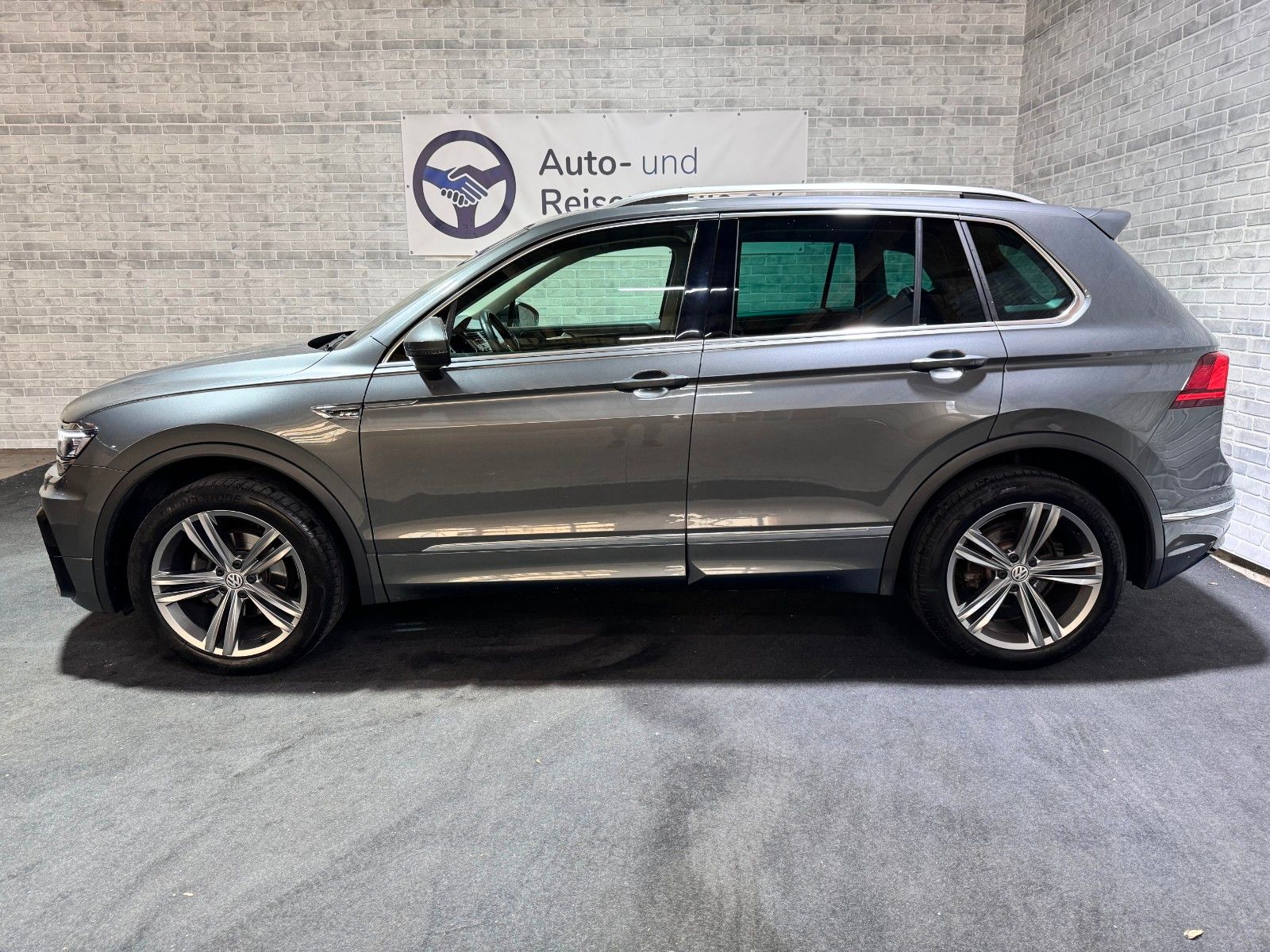 VW Tiguan Highline 2.0 TDI BMT/ 4Motion/R Line/AHK