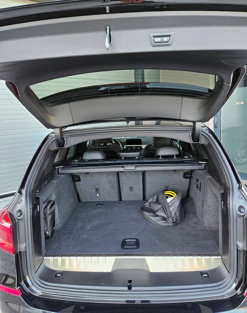 BMW X3 xDrive30e xLine 1Hand