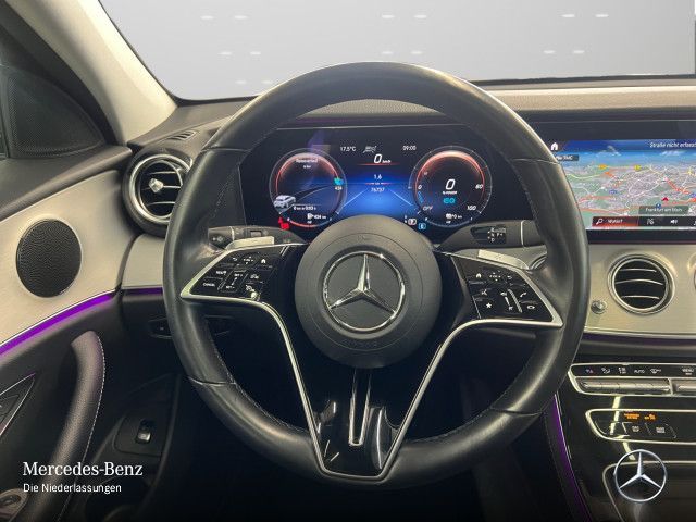 Mercedes E300 de 4M T AVANTGARDE/FAHRASS/PANO/AHK/MBUX