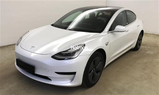 Tesla Model 3 Standard Range Plus 53 kWh