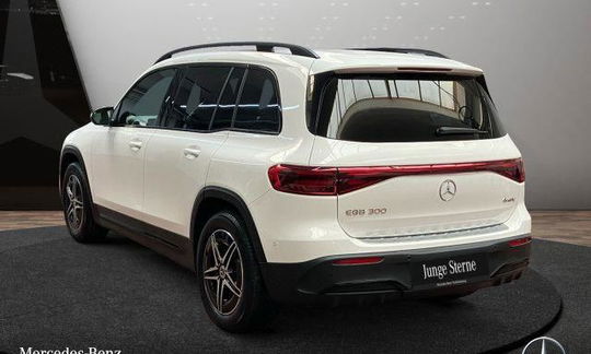 Mercedes EQB300 5d