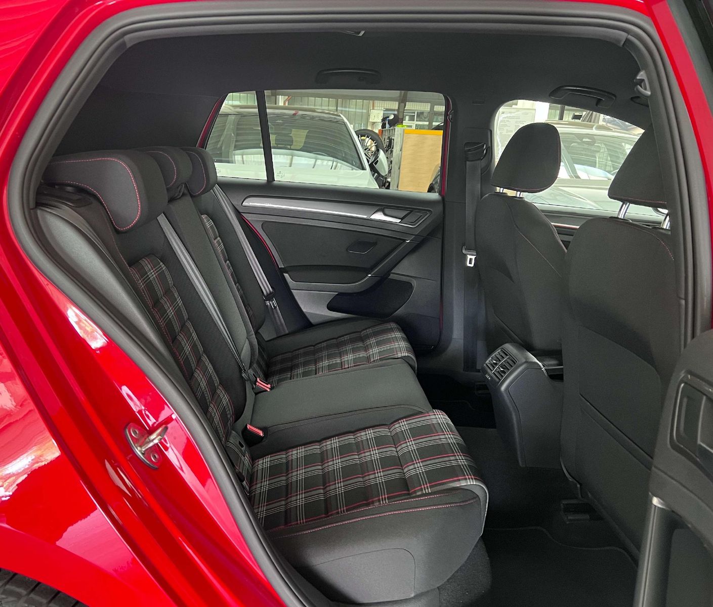 VW Golf GTI GTI Performance BMT*Kamera*ACC*Spurhalt