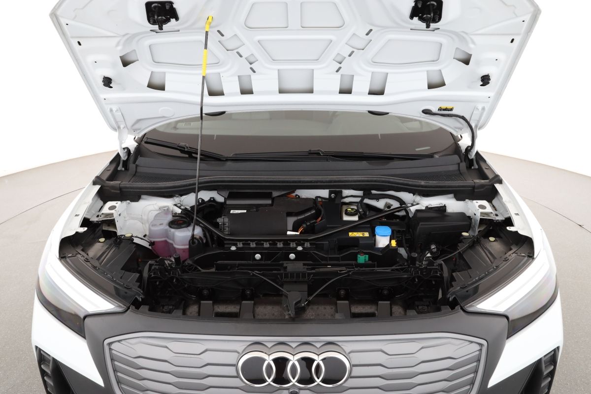 Audi 100 I LED