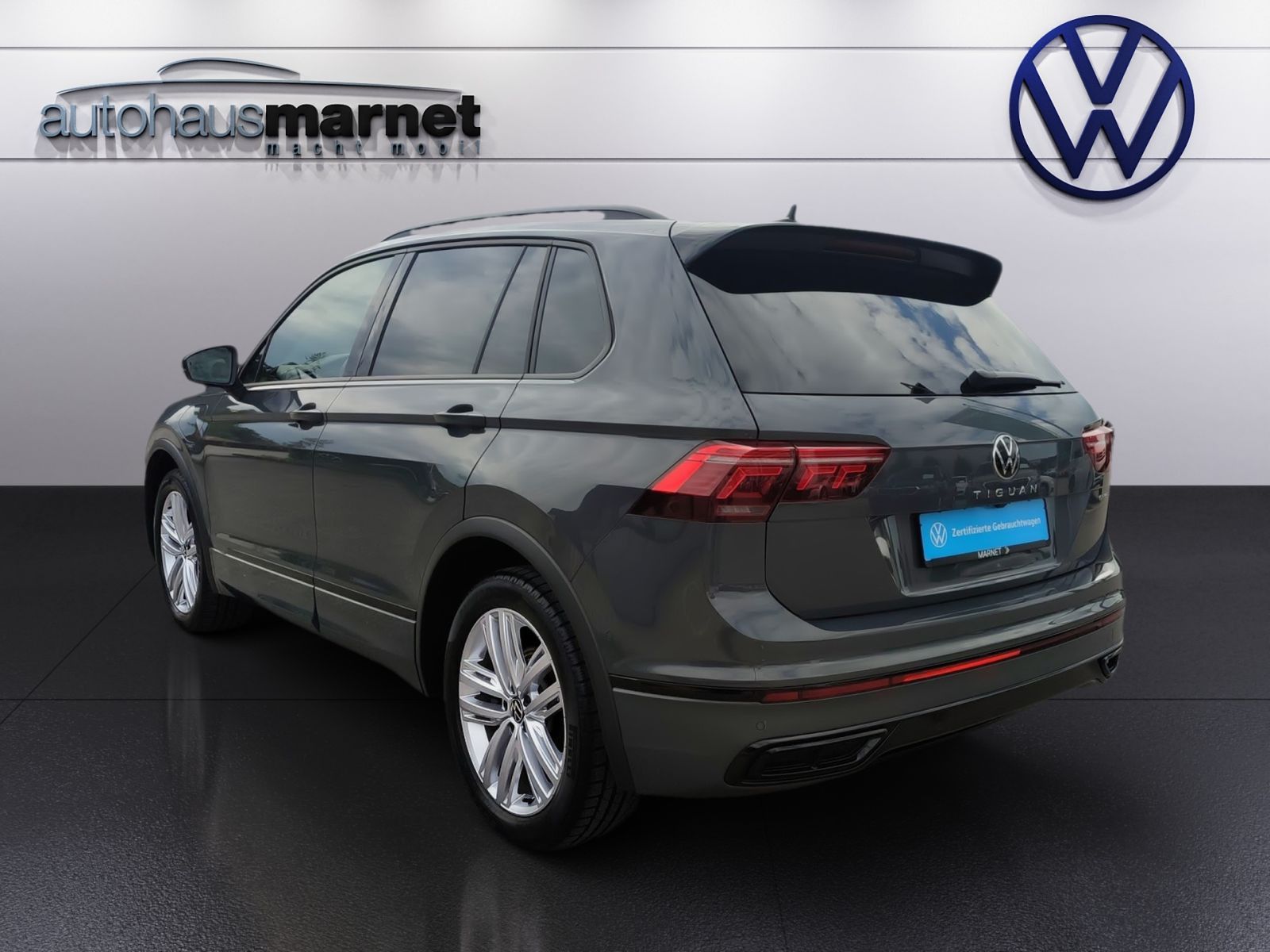 VW Tiguan 1.4 eHybrid DSG R-Line*AHK*IQ.LIGHT*