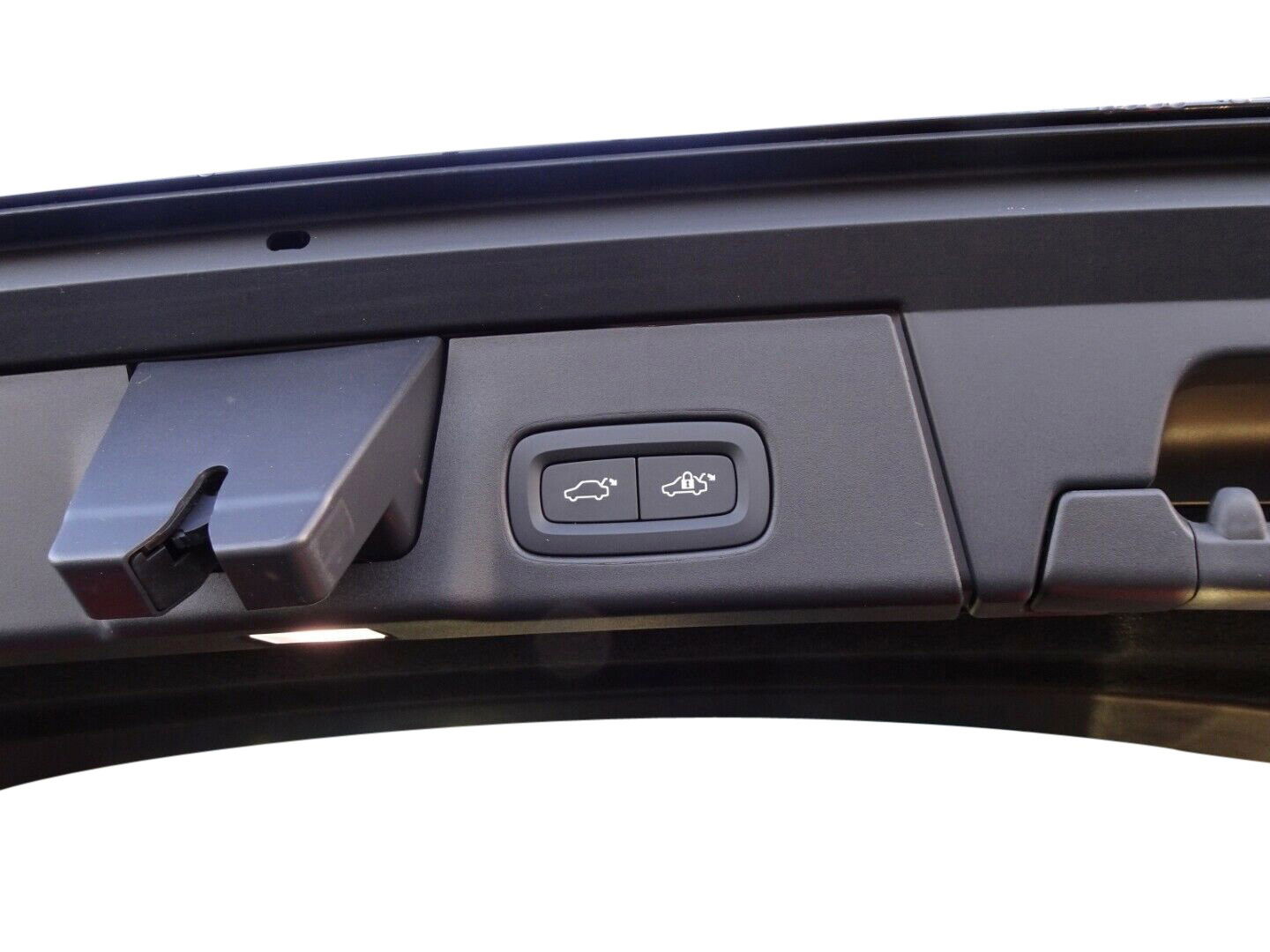Volvo V90 Recharge T8 2.0 - 310 hk Plug-in Hybrid AWD Geartronic