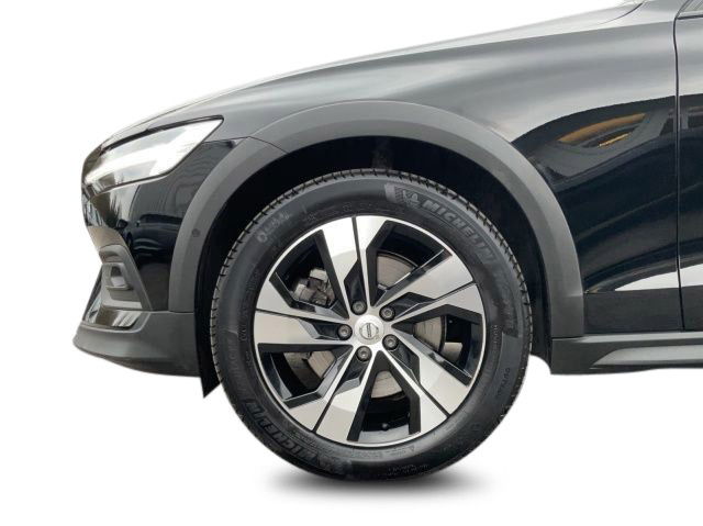 Volvo V60 Cross Country 2.0 B4