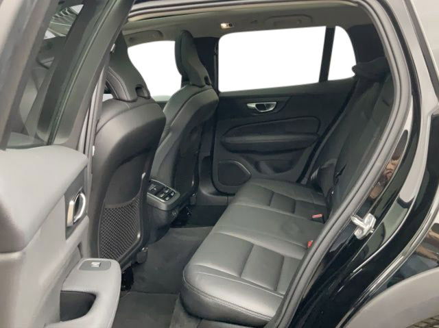 Volvo V60 Cross Country 2.0 B4