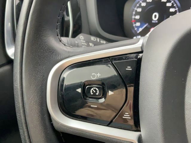 Volvo V60 Cross Country 2.0 B4
