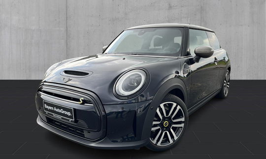 MINI Cooper SE  Maximise 3d